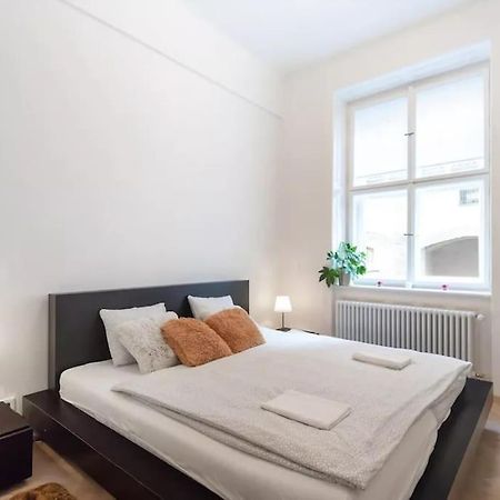 Luxury Apartment On Old Town Square פראג מראה חיצוני תמונה